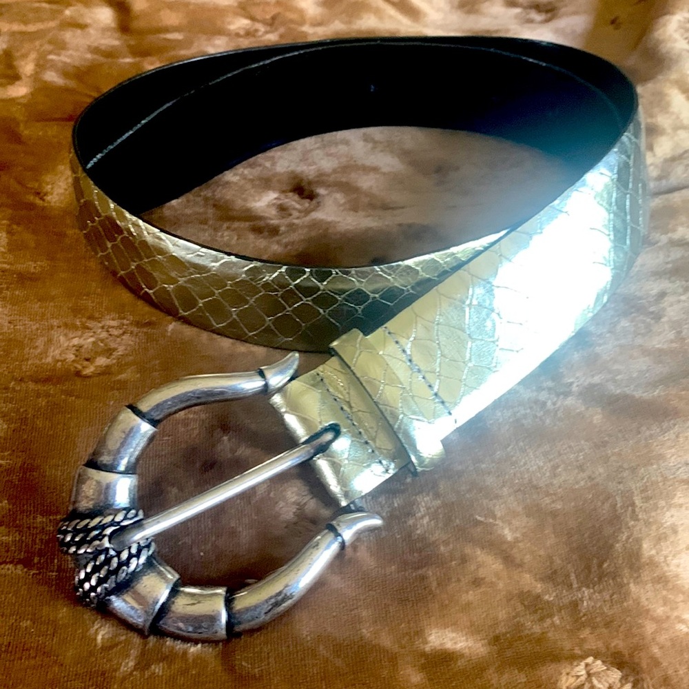 Gorgeous Carlisle leather belt Medium